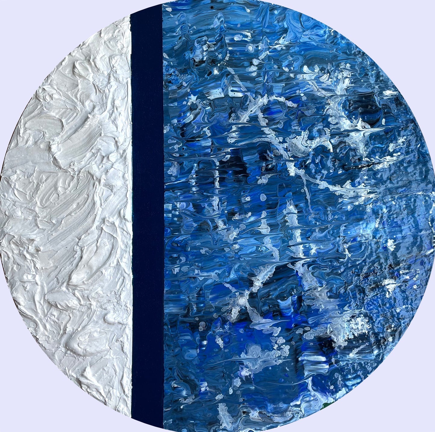 Okyanus Nefesi - Yuvarlak El Yapımı Soyut Tablo 50 cm - Mavi Tonlarda Mixed Media Duvar Sanatı