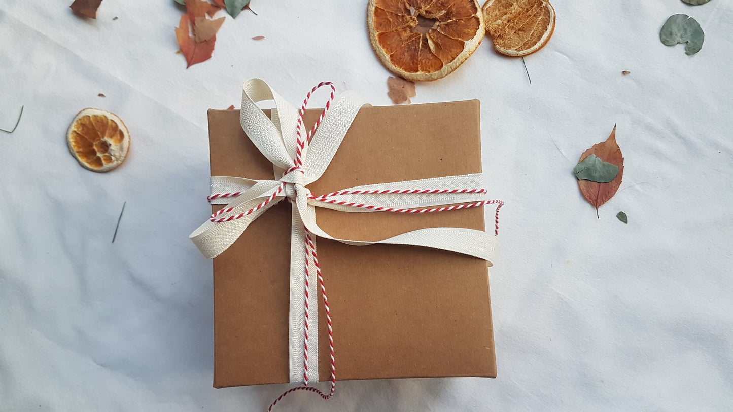 Özelleştirilebilir Metal Kapaklı Kutulu Mumlar