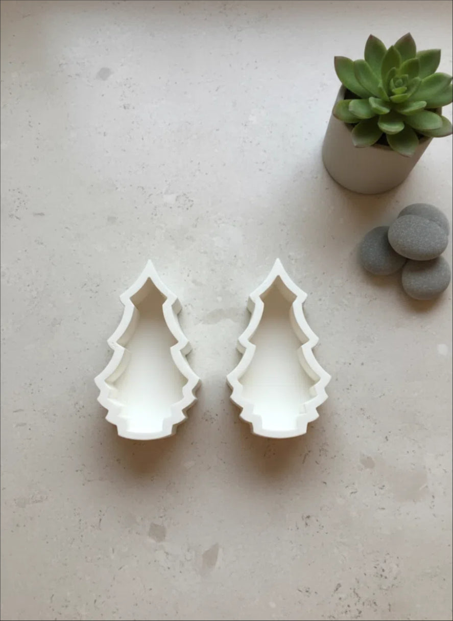 Atelier — Yılbaşı Ağacı Figürlü Taş Tozu Obje